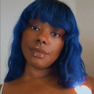 Meet your Posher, Sierra